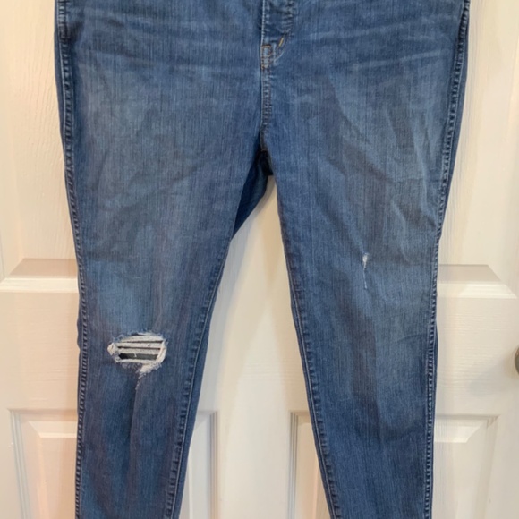 Madewell Curvy High Rise Skinny Jeans Size 33P - Picture 3 of 11